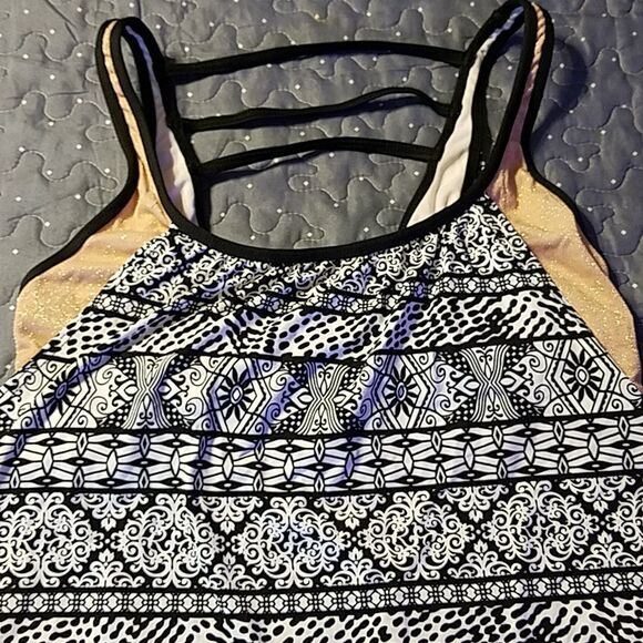 Next tankini swim top size L - Picture 2 of 4